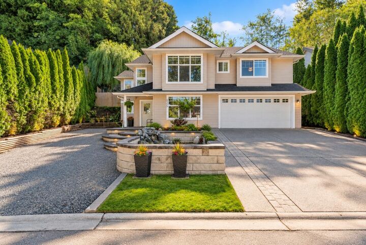 Property Photo:  5379 Skyview Crescent  BC V2R 4G1 