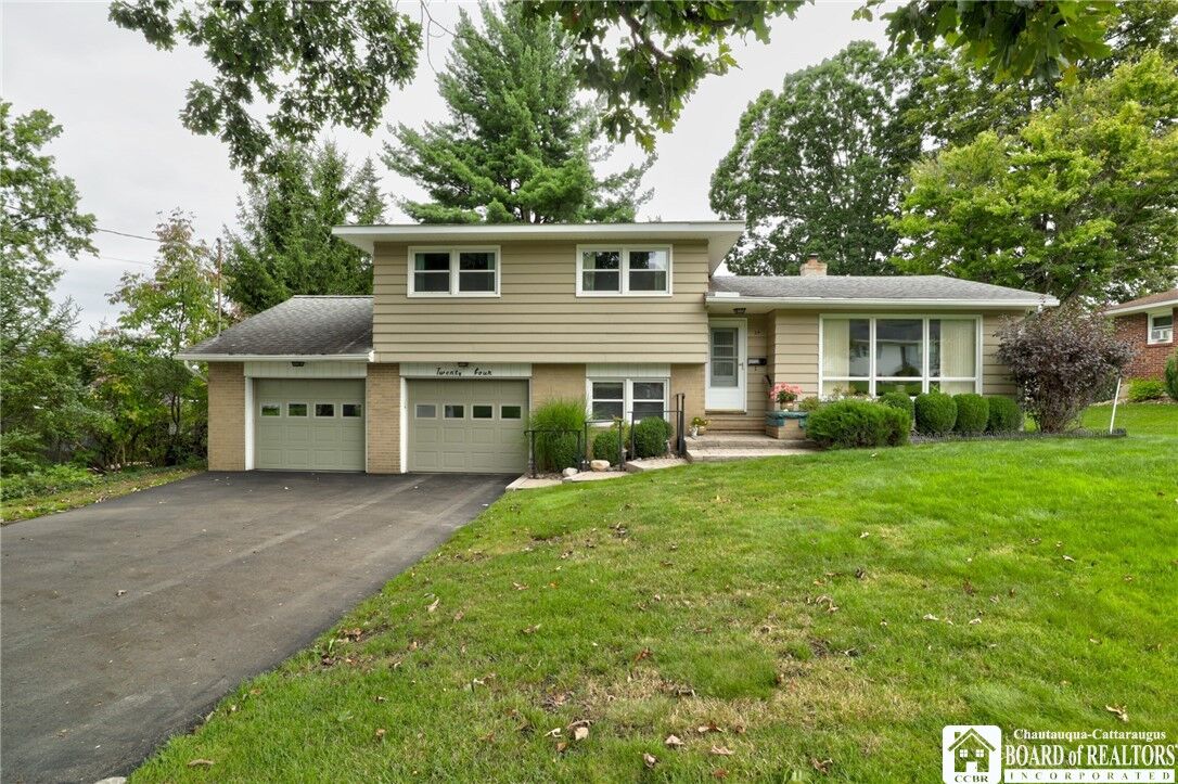 Property Photo: 24 Hilldale Avenue NY 14701