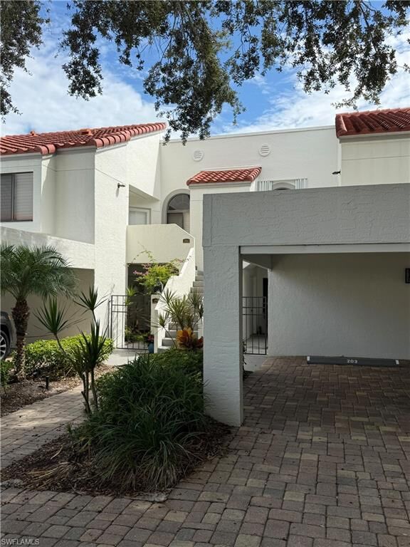 Property Photo: 625 Beachwalk Cir G203 FL 34108