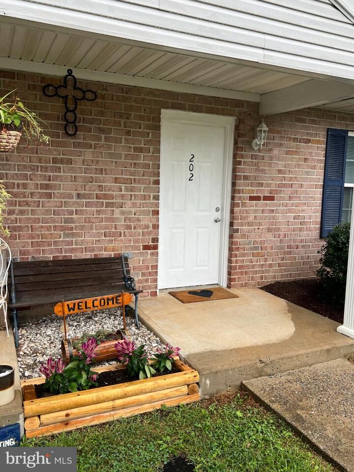 Property Photo:  202 S Marshall Street  WV 25438 