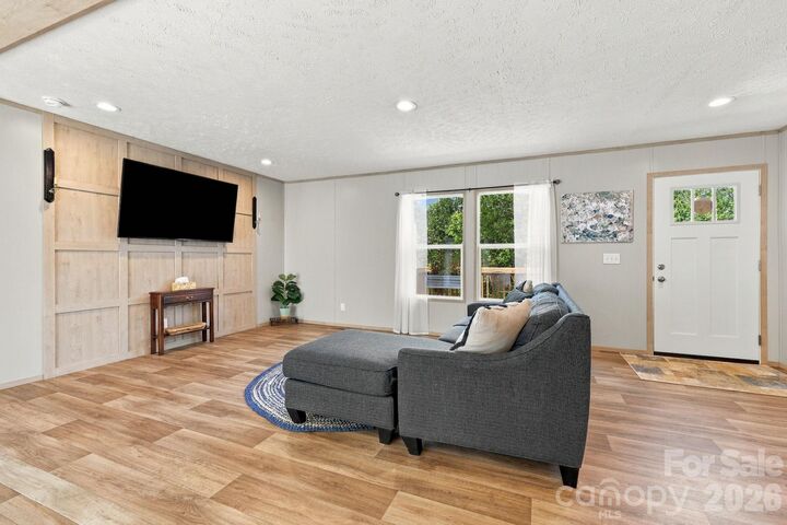 Property Photo:  1001 Fisher Lane  NC 28753 