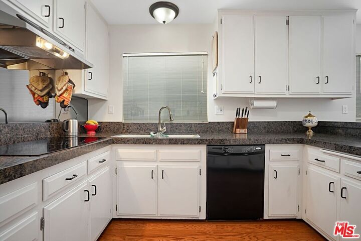 Property Photo: 9330 Clifton Way, Unit 105 CA 90210