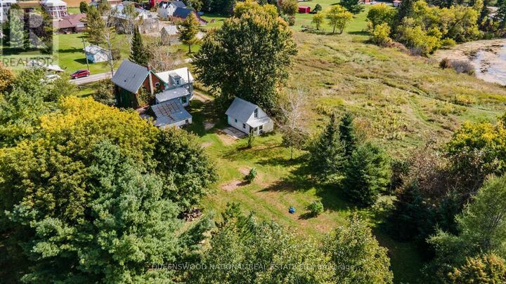 Property Photo:  101 Waite Street South  ON K0J 1V0 
