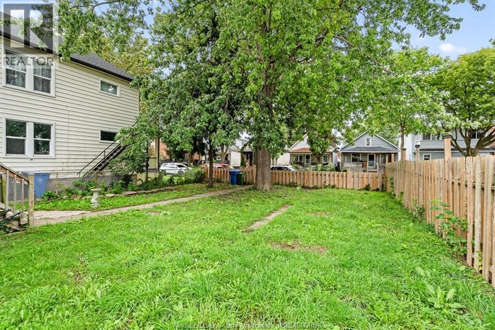 Property Photo: 1016 Hickory Rd ON N8Y 3S1