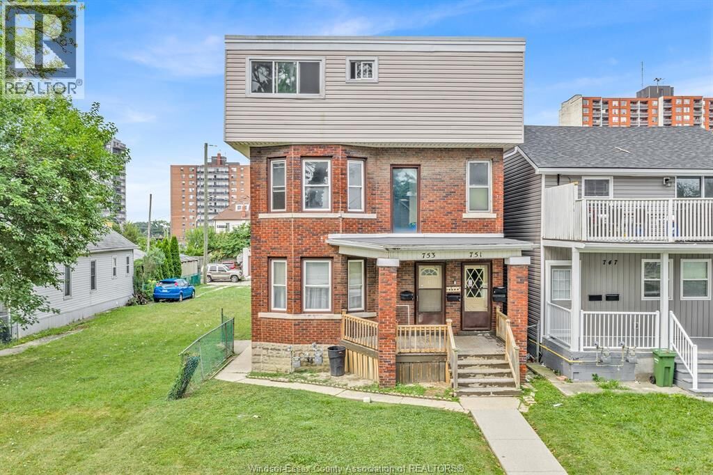 Property Photo: 751 Windsor Avenue ON N9A 1J8