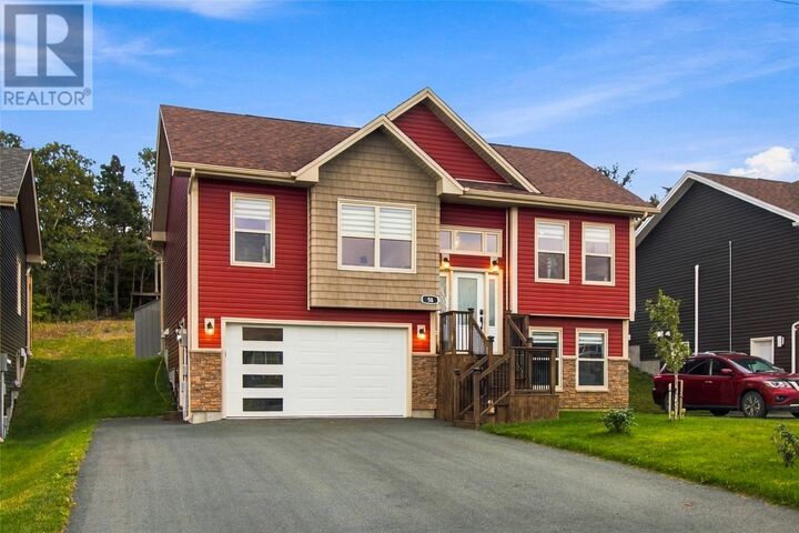 Property Photo:  58 Oaken Drive  NL A1X 0B9 