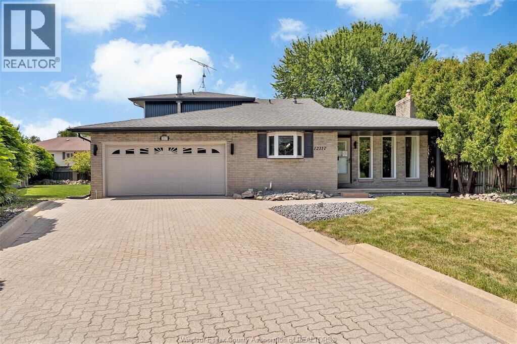 Property Photo:  12117 Valente Court  ON N8N 3B9 