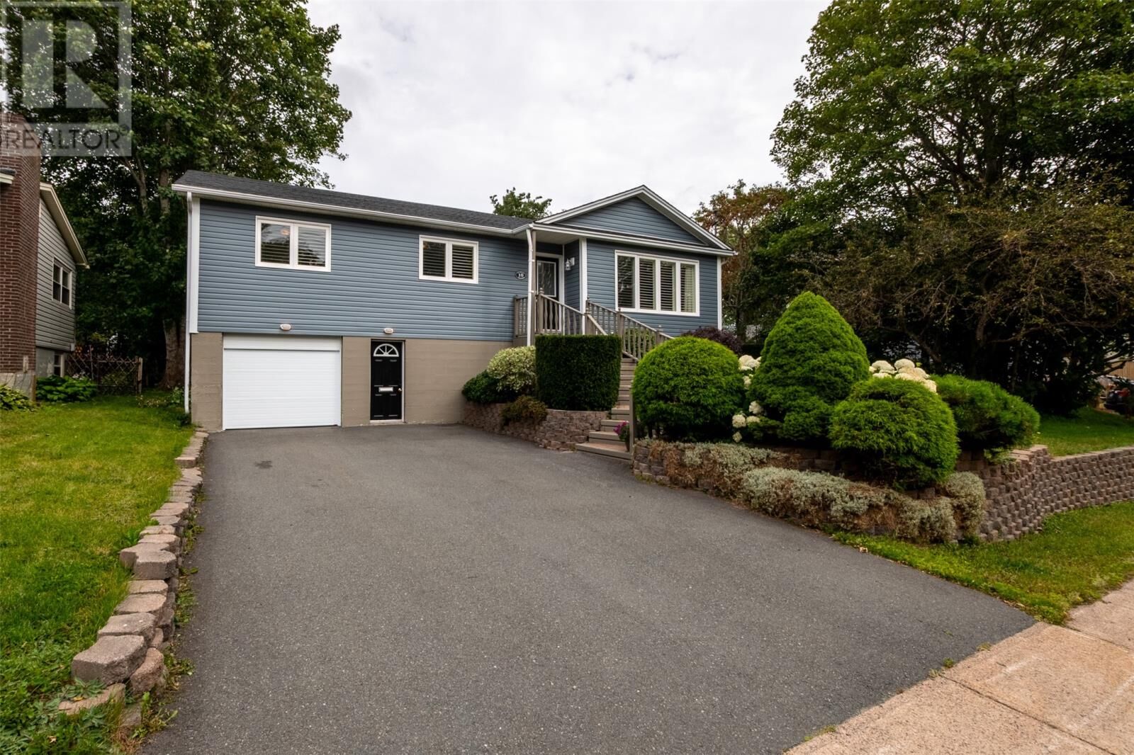 Property Photo: 10 Strawberry Marsh Road NL A1B 2V4