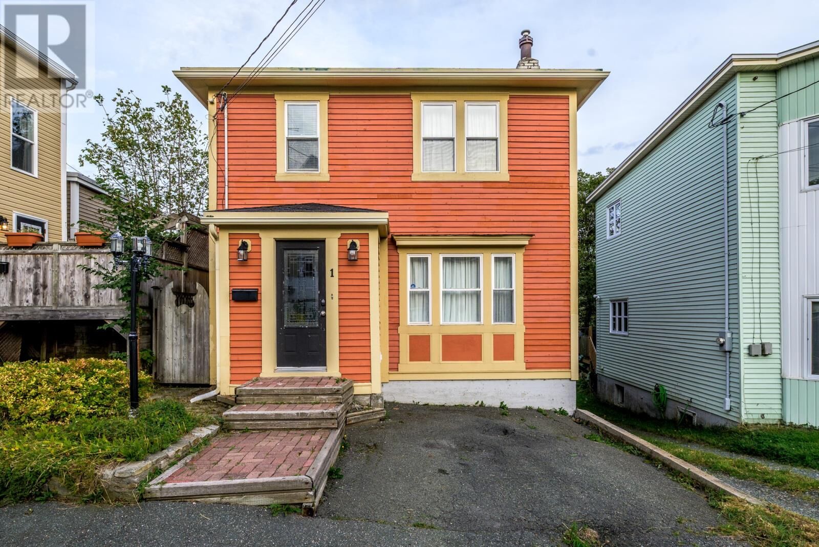 Property Photo: 1 Bradbury Place NL A1E 1M9