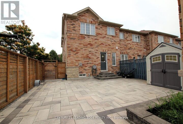 Property Photo: 648 South Unionville Avenue ON L3R 8V1