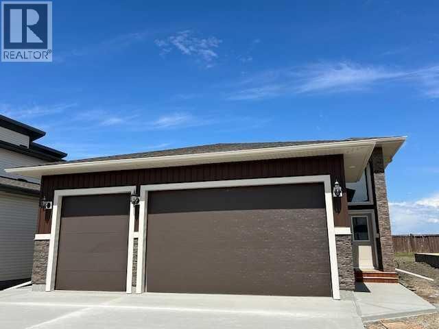 Property Photo: 11402 Wisteria Court AB T8V 1L1