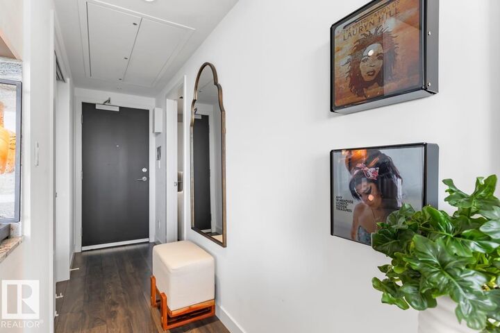 Property Photo:  310 12 Avenue 3008  AB T2R 1B5 