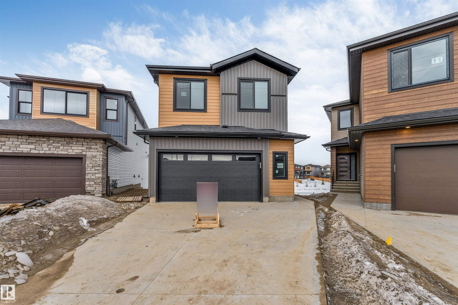 Property Photo:  13 Trill Point(E)  AB T7X 0Z4 