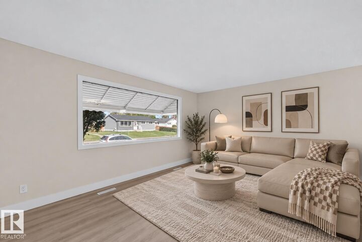 Property Photo:  13511 114 Street NW  AB T5E 5E7 