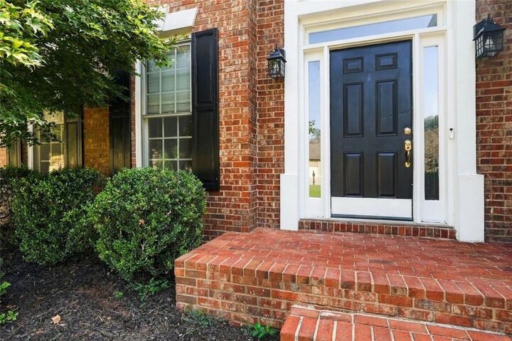 Property Photo: 115 Redleaf Court GA 30005