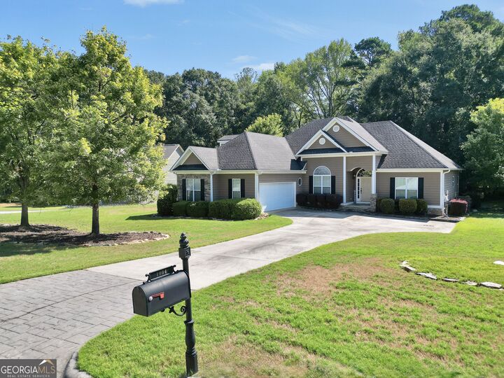Property Photo: 1004 Maddox Court GA 30224