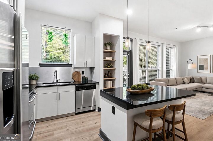 Property Photo:  747 Ralph McGill Boulevard NE 202  GA 30312 