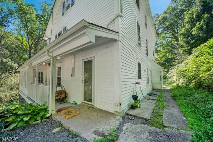Property Photo:  250 Hardscrabble Rd  NJ 07924 
