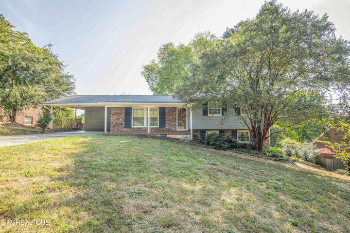 Property Photo: 7608 Sabre Drive TN 37919