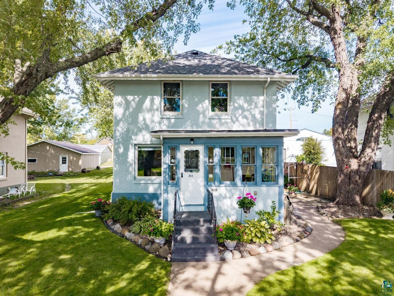 Property Photo:  211 4th St  MN 55810 