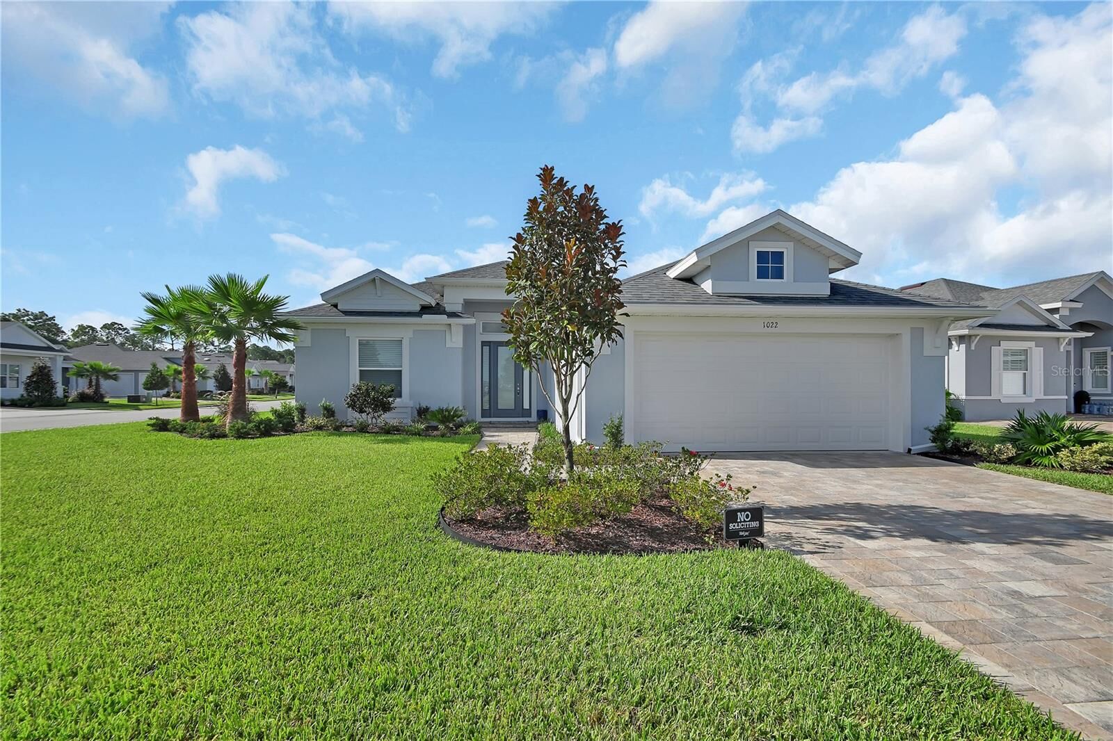 Property Photo: 1022 Megano Boulevard FL 32724