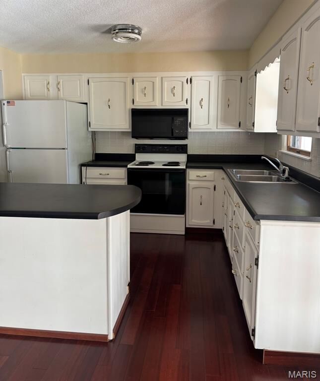 Property Photo:  1953 Carolina Lane  MO 63701 