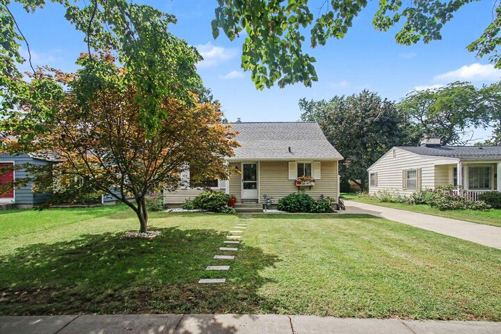 Property Photo: 154 W 30th Street MI 49423