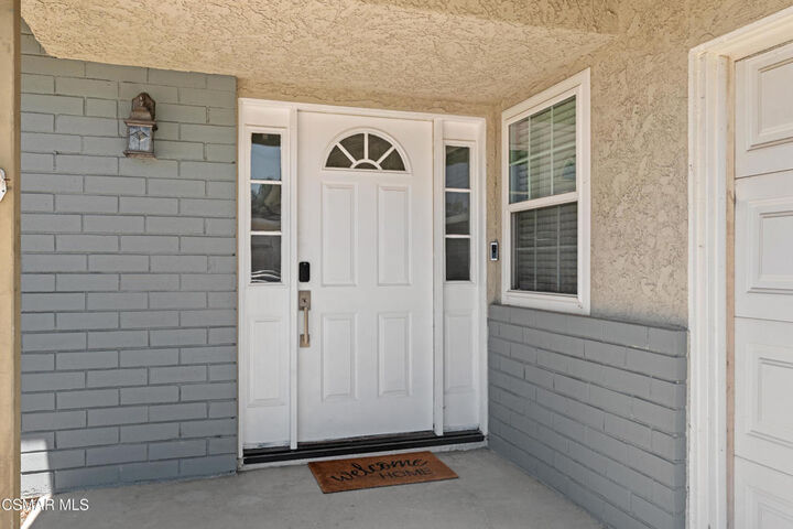Property Photo: 1607 Edmund Street CA 93065