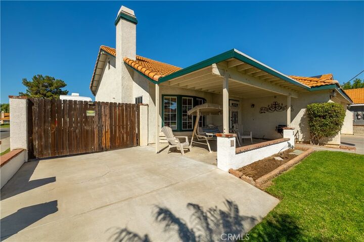 Property Photo: 8751 Rosebay Court CA 92508