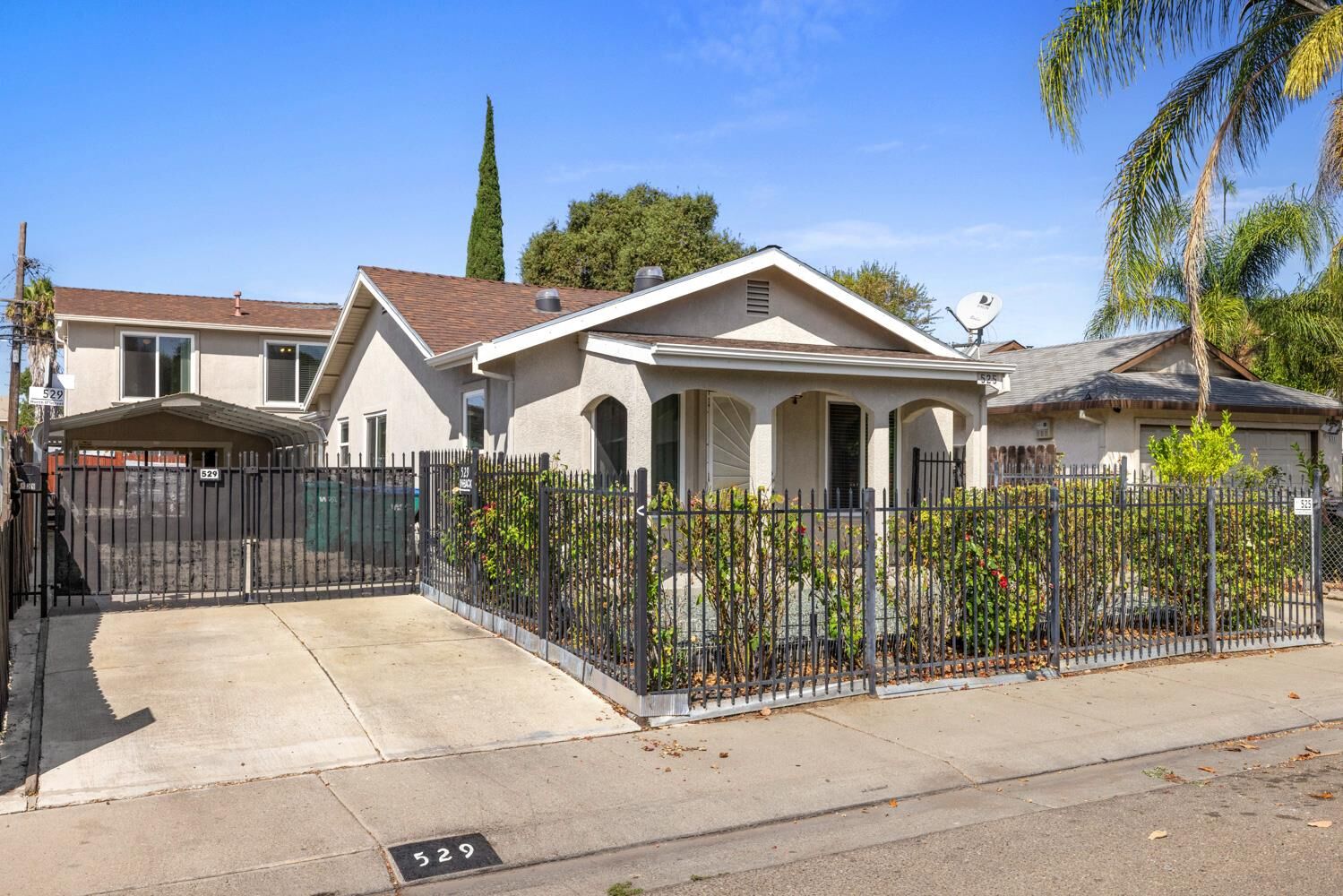 Property Photo: 529 N D Street CA 95205