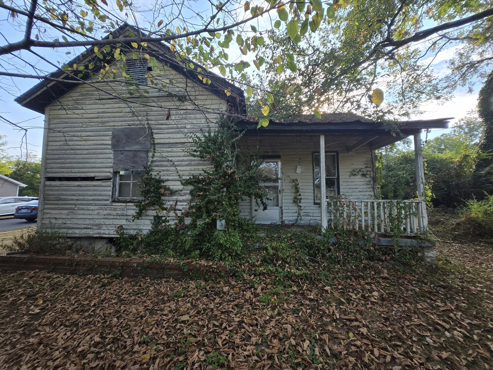 Property Photo:  704 N Water St  TN 38401 