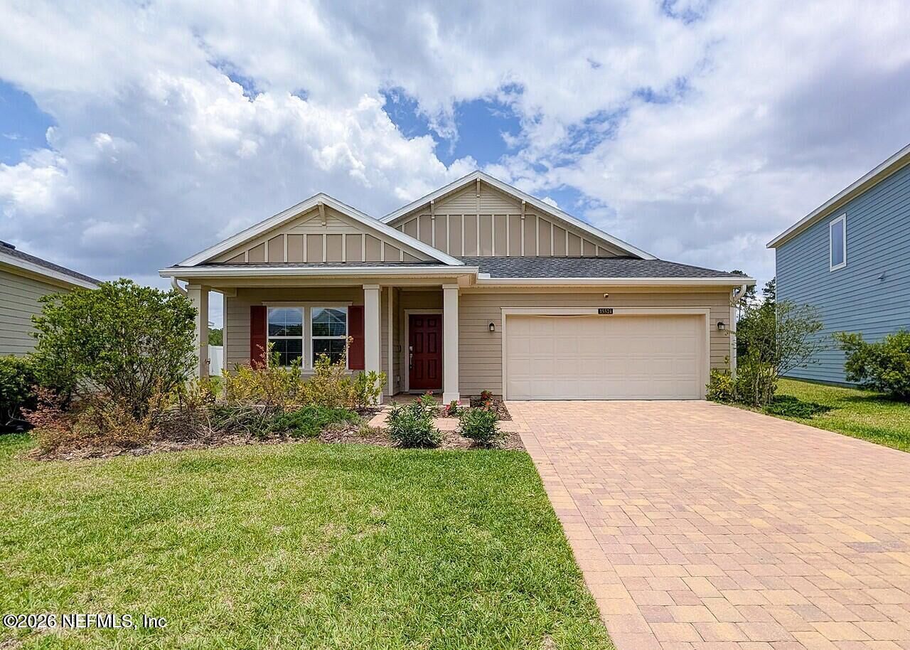 Property Photo:  15524 Creek Edge Court  FL 32218 
