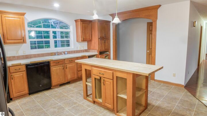 Property Photo: 916 N Pine Ridge Drive #46 MI 49431