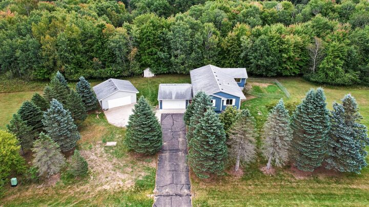 Property Photo:  22811 Unser Street NE  MN 55005 