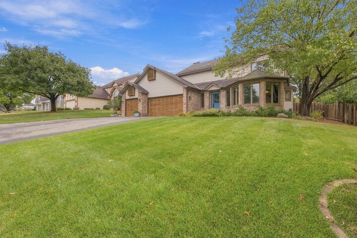 Property Photo:  4630 Valley Forge Lane N  MN 55442 