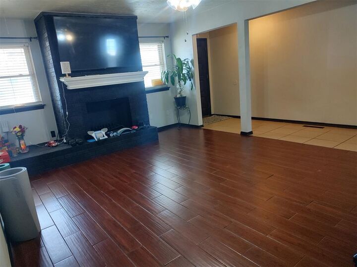 Property Photo:  1625 SW 70th Street  OK 73159 