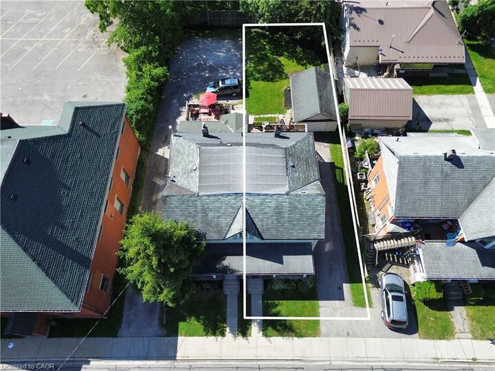 Property Photo:  102 Stanley Street  ON N3Y 1M4 
