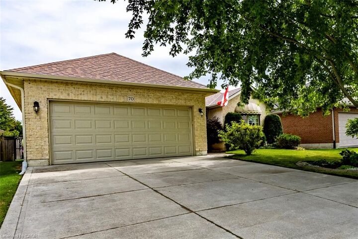 Property Photo:  70 Sparrow Way  ON N0A 1N5 