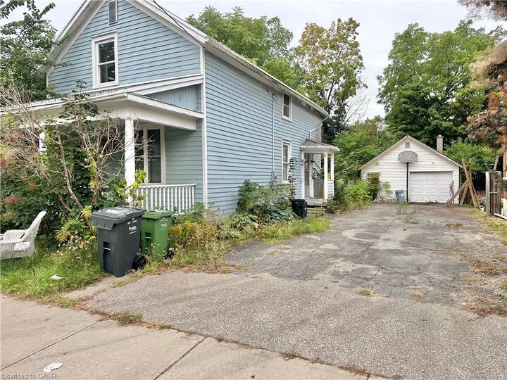 Property Photo: 128 Kent Street S ON N3Y 2Y1