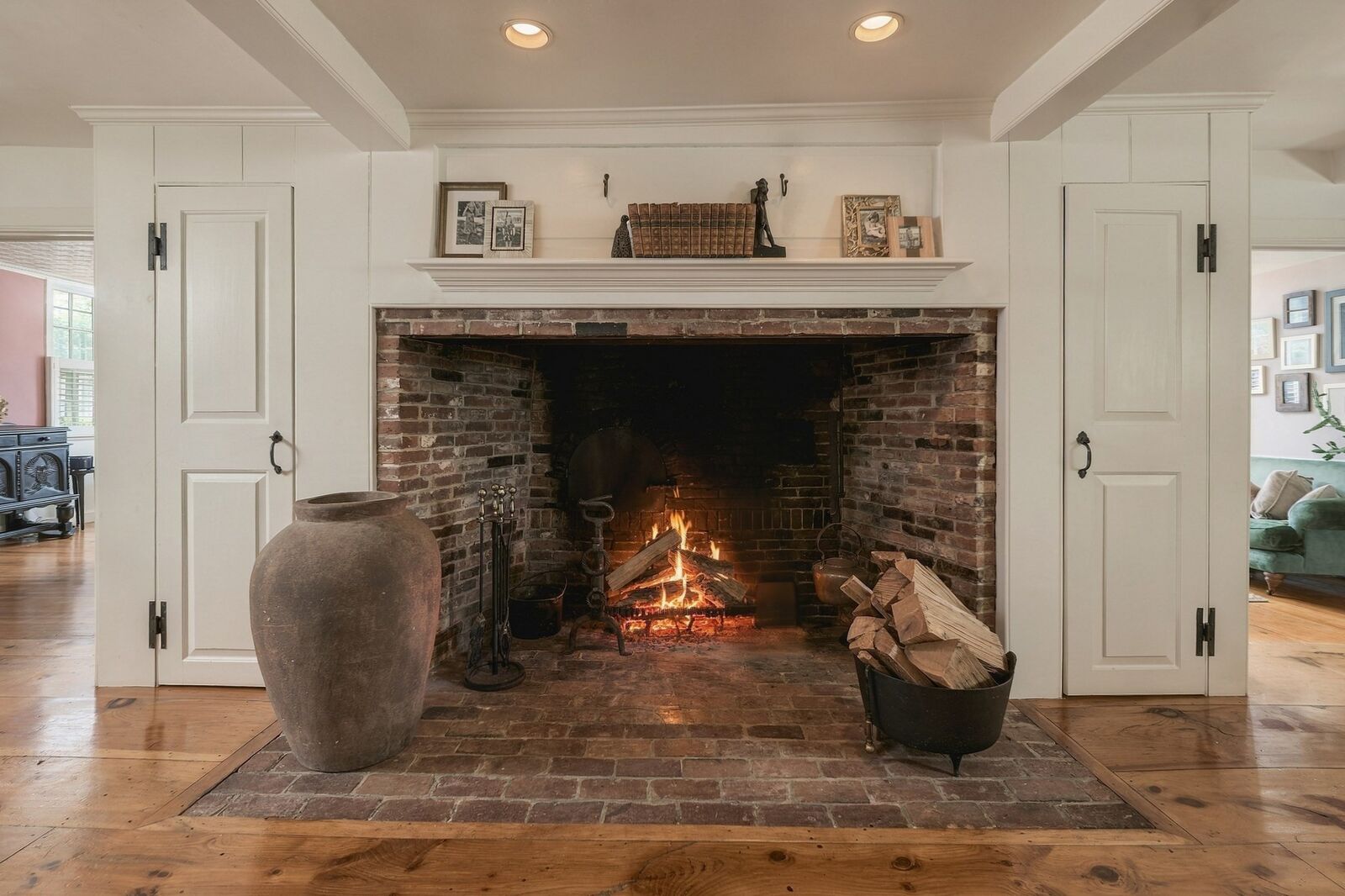 Property Photo:  217 North St  MA 02043 