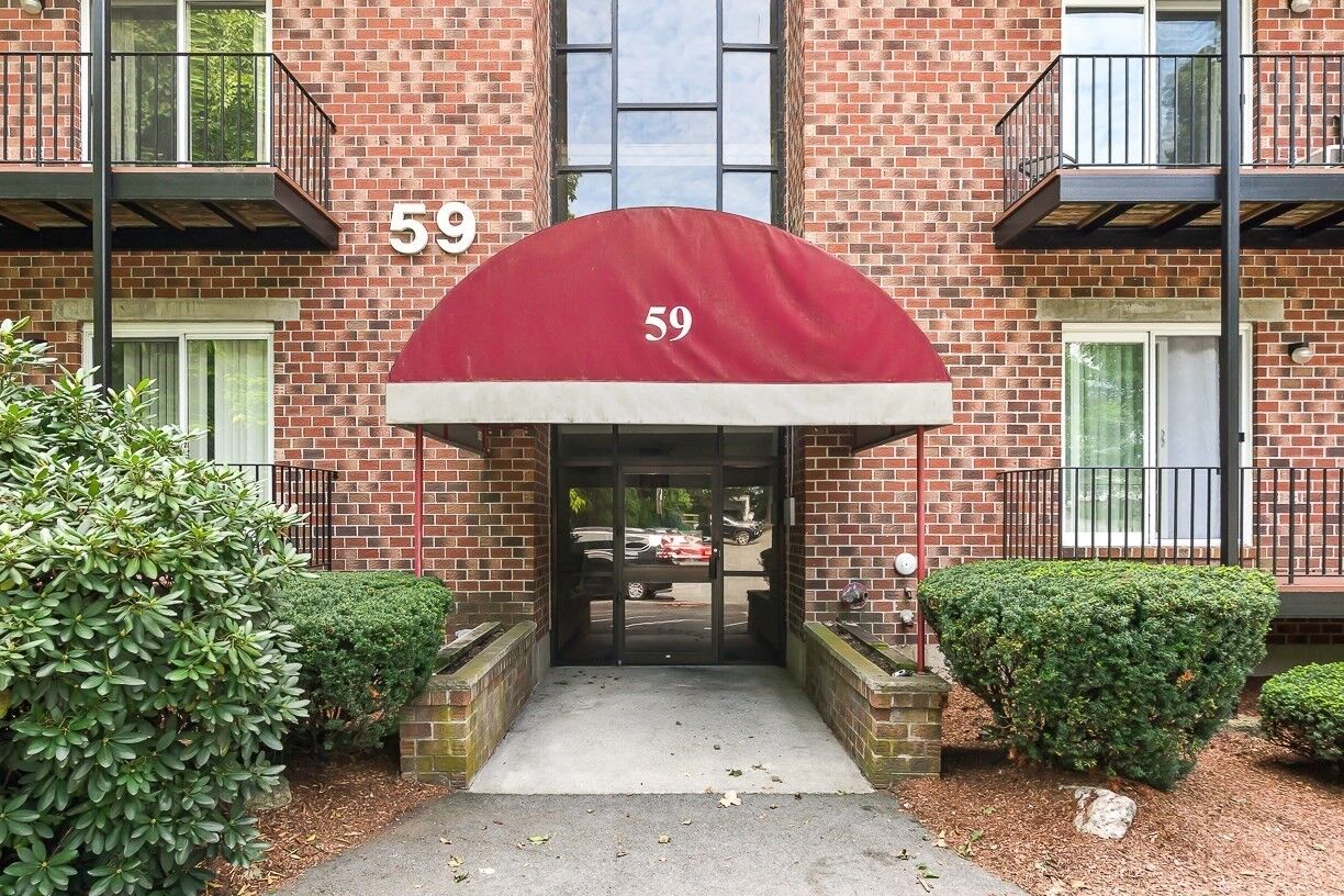 Property Photo: 59 Mill St 302 MA 01826
