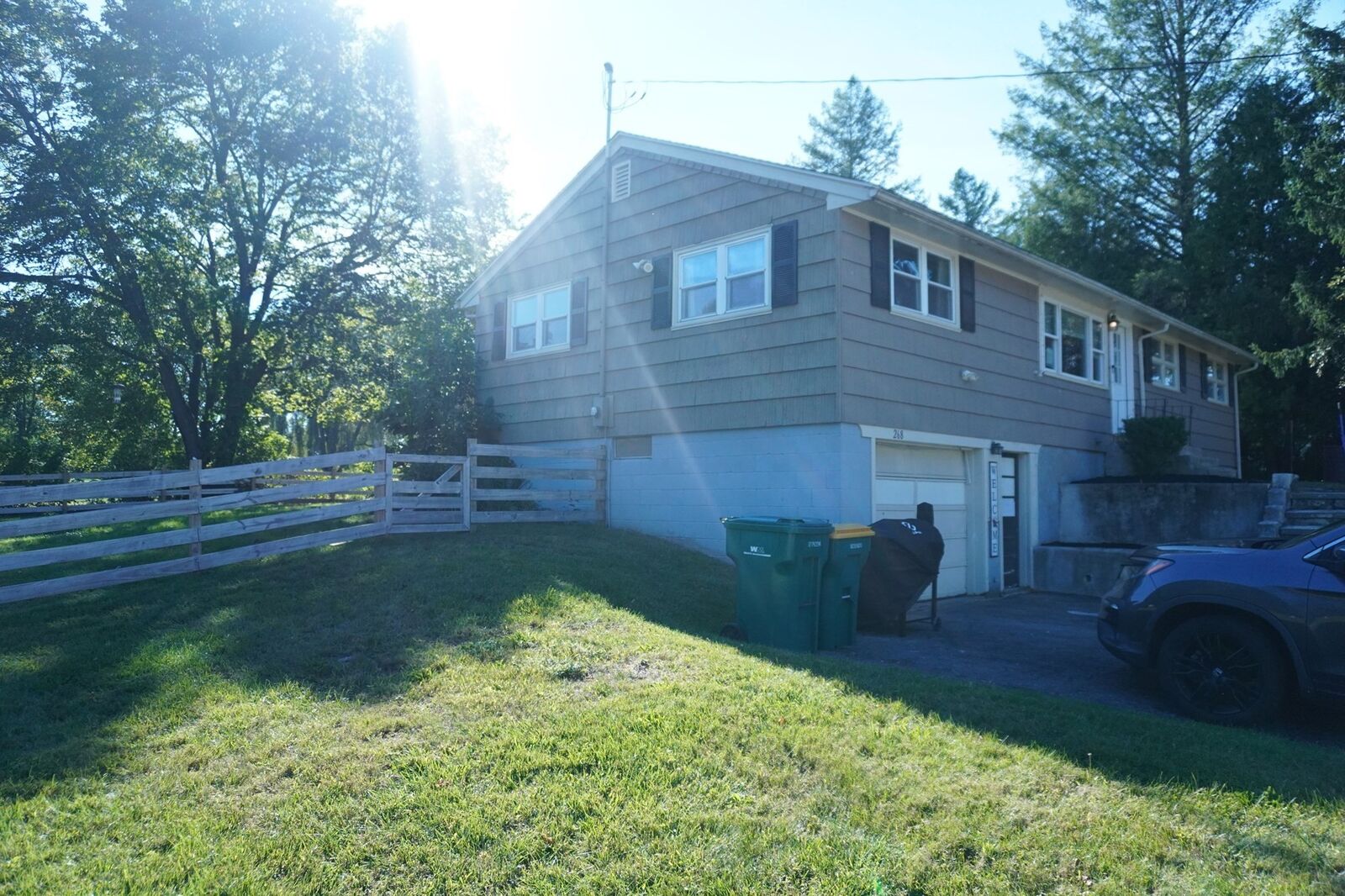 Property Photo:  268 Sterling St  MA 01523 