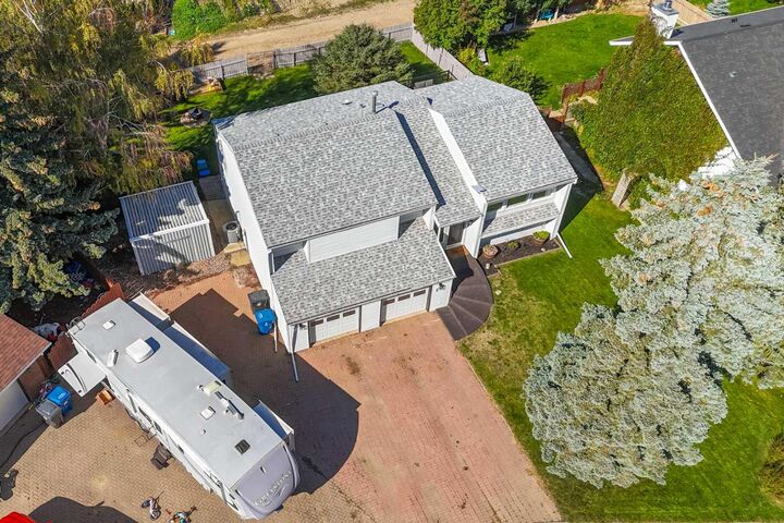 Property Photo: 25 Fairway Crescent AB T0K 0X0