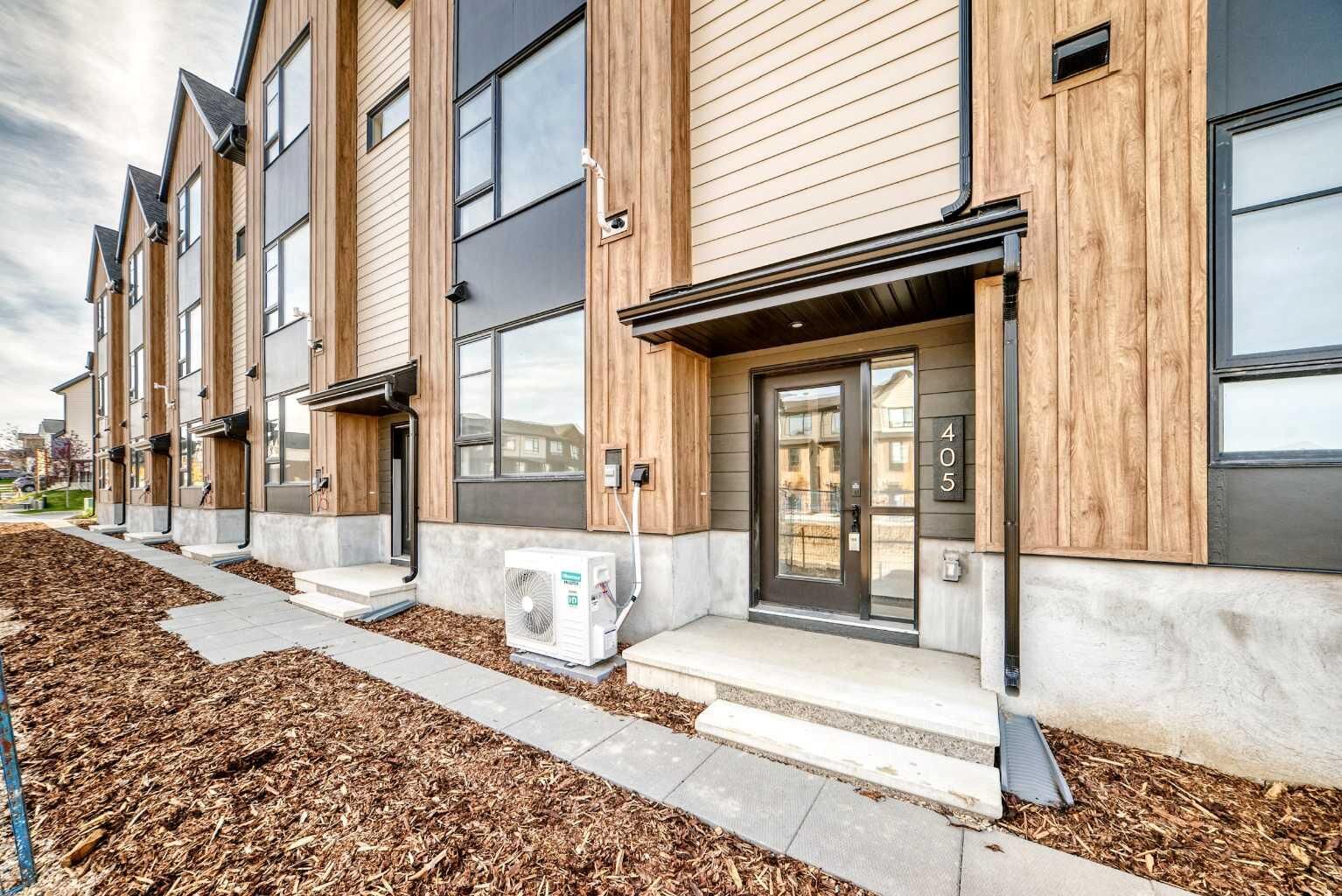 Property Photo:  199 Sage Hill Heights NW 405  AB T3R 2B2 