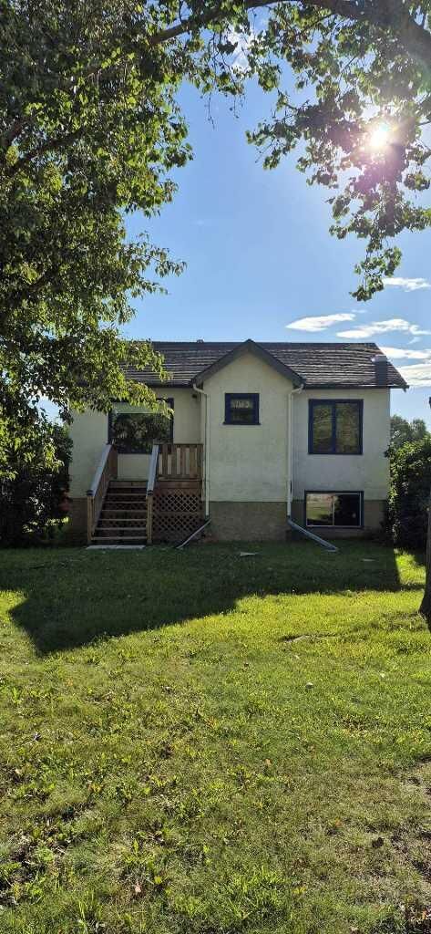 Property Photo:  209 Main Street  AB T0M 0M0 