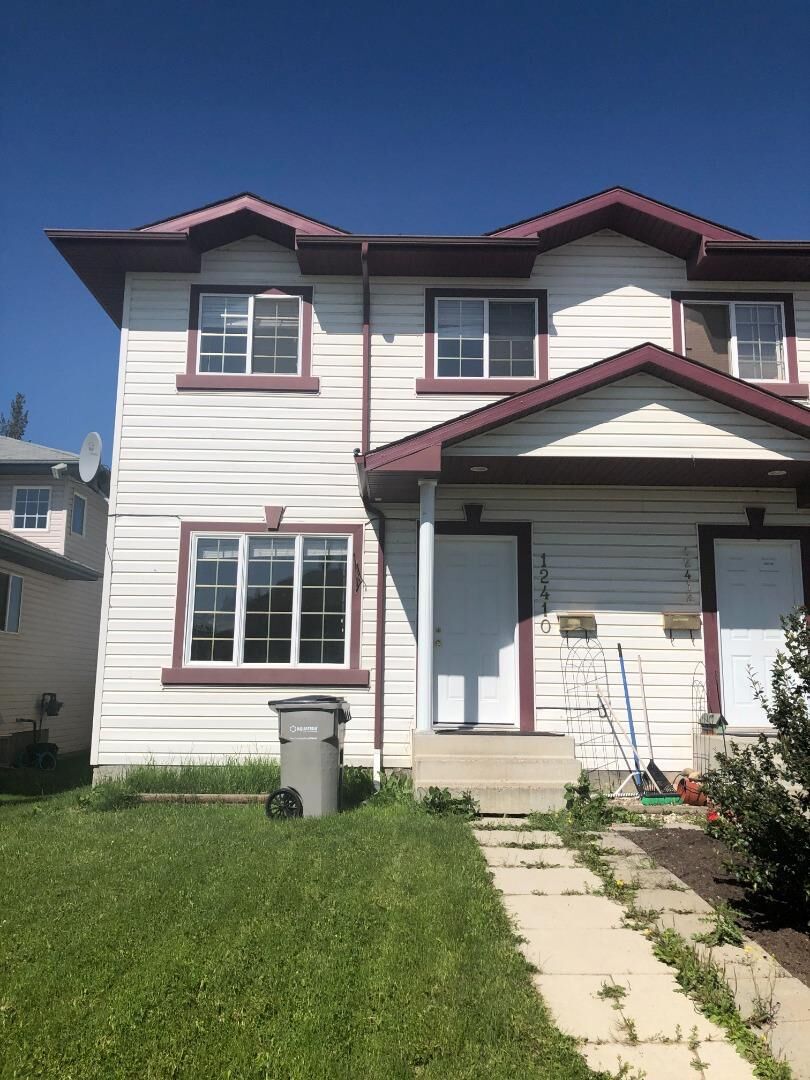 Property Photo: 12410 98 Street AB T8V 7K7
