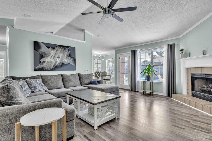 Property Photo:  4122 Cobia St  FL 32507 