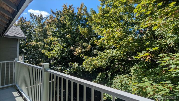 Property Photo:  2801  143rd Street SW D  WA 98087 