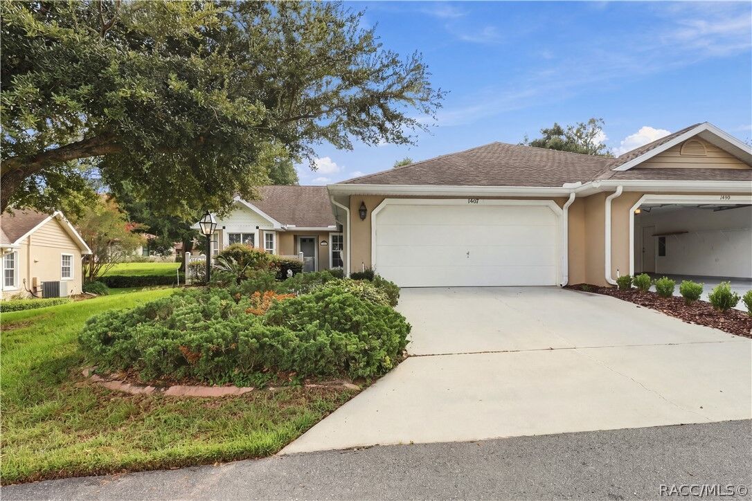 Property Photo:  1507 N Endicott Point  FL 34429 