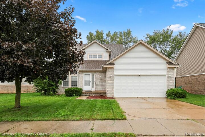 Property Photo:  25274 Christina Drive  MI 48134 
